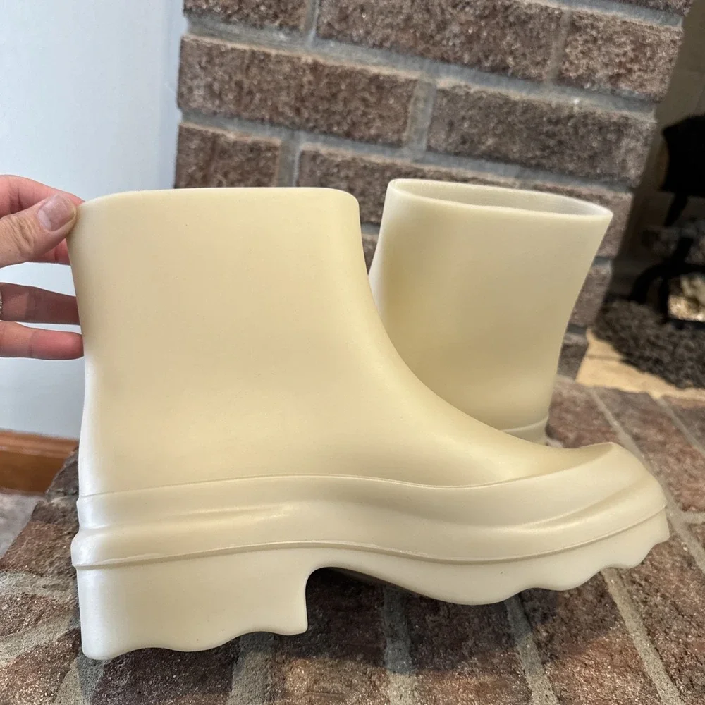 Vince Nia Moonlight Rain Boots Nude Lug Sole Women Waterproof Size 9 #179 - Picture 7 of 15